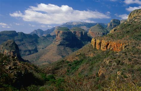  Lonely Planet's South Africa：探險的旅程與文化交織的畫卷